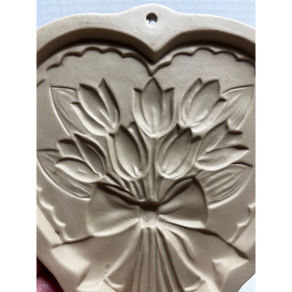 Hill Design Vintage Brown Bag Cookie Art Mold TULIP BOUQUET in HEART - 1989 - Picture 4 of 5